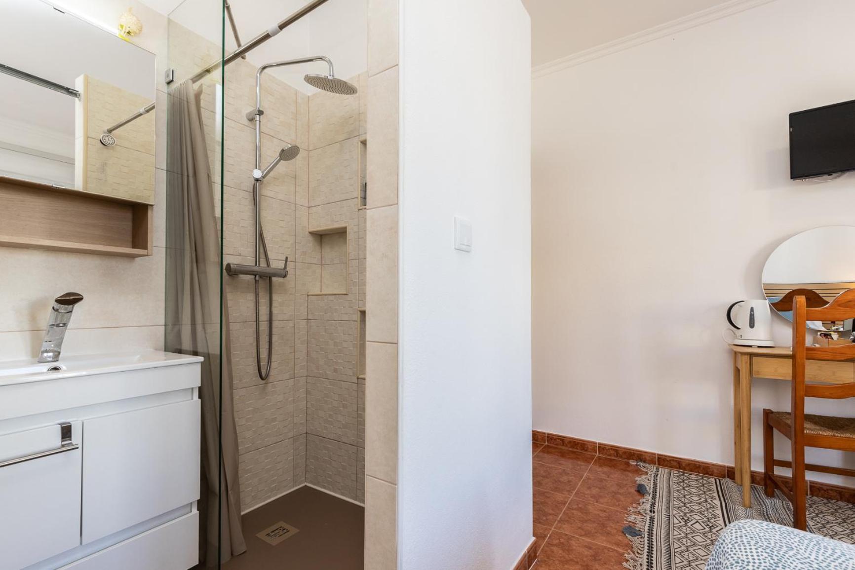 Porta Nova Guesthouse By R-Tex Tavira Habitación foto